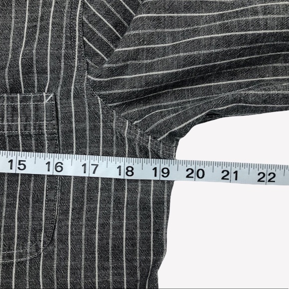 Lauren Jeans Co Gray Pin Stripe Button Down Shirt Size S/M - Picture 15 of 16